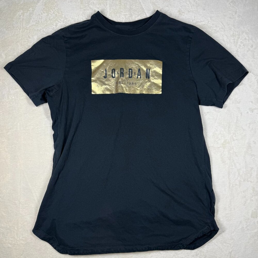 Jordan XL Black/Gold Graphic Short Sleeve Shirt